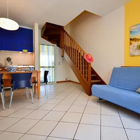 Villaggio Marco Polo ביביונה