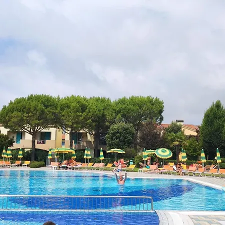 شقة فندقية Villaggio Marco Polo 3*