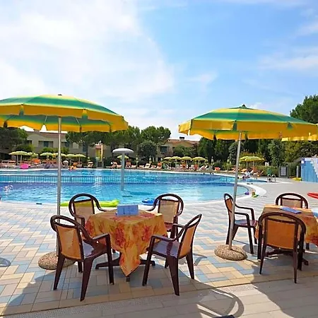アパートホテル Villaggio Marco Polo 3*