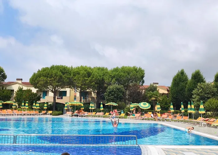 شقة فندقية Villaggio Marco Polo 3*